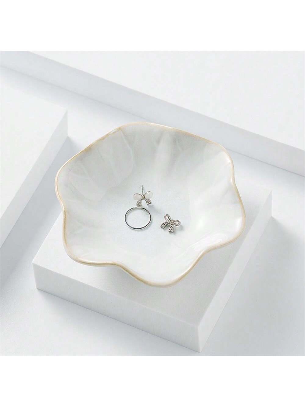 1 buah nampan perhiasan berben - Ceramic Trinket Dish ulasan dan harga
